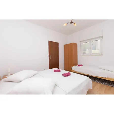 Apartment Pet Friendly In With Wifi *